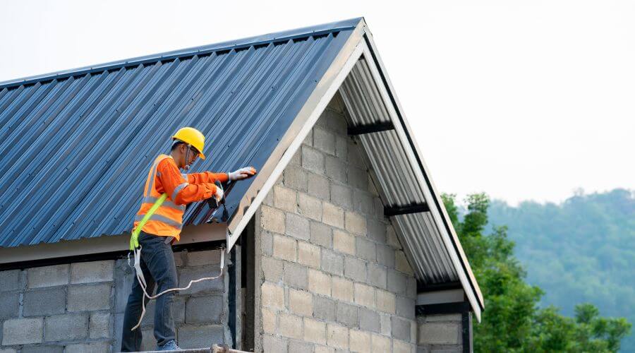Professional Flat Roofing Installation in Albertson, NY